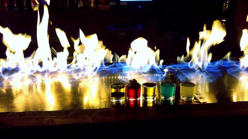 Valencia vita notturna.jpg