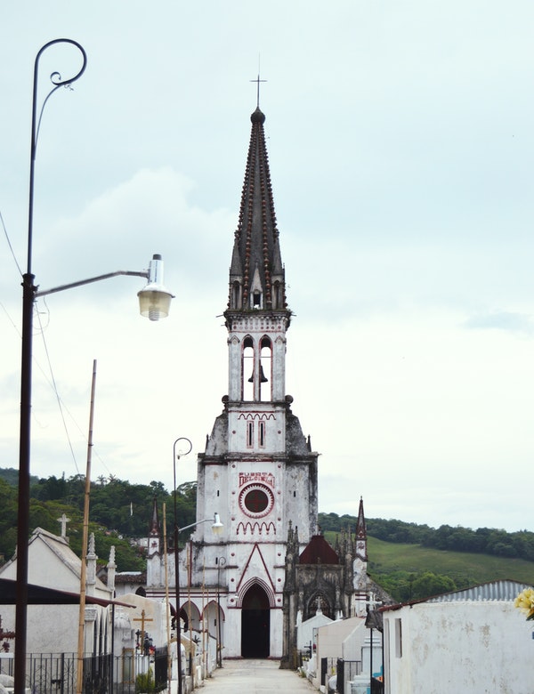 concrete-cathedral-1540312