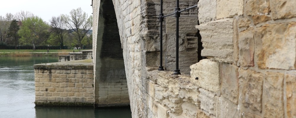 Ponte Avignone Francia