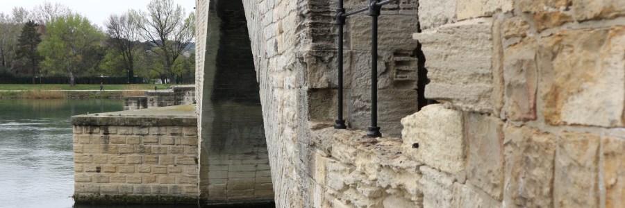 Ponte Avignone Francia