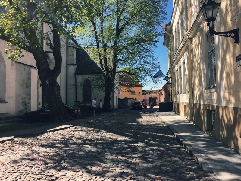 Toompea Tallinn houses.jpg